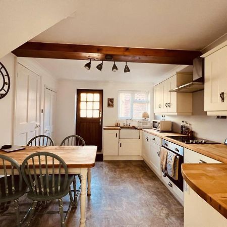 Cosy Cottage Four Miles From Lincoln City Centre Εξωτερικό φωτογραφία